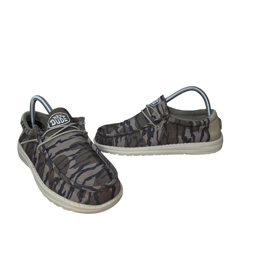 Hey Dude Wally Mossy Oak Shoes Kids Size 6 Brown Camo Canvas Slip On Comfort